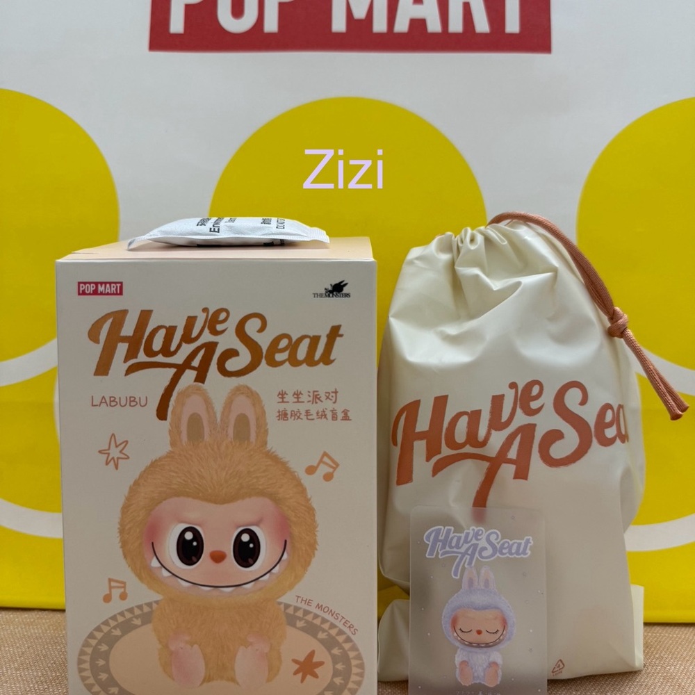 ❌SOLD❌ Pop Mart Labubu Hehe Have A Seat' Collectible Set